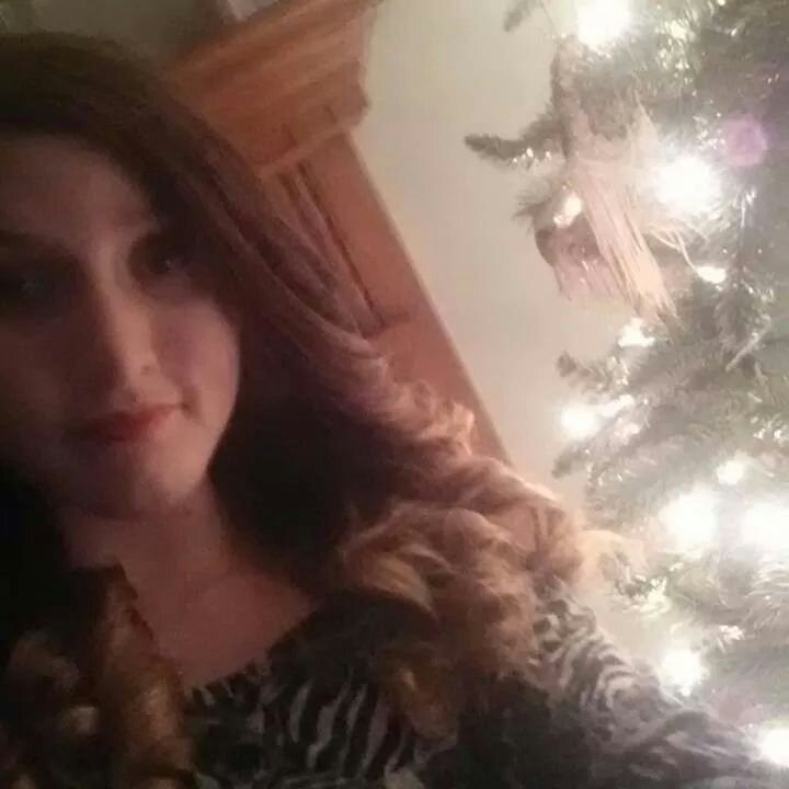 im 14 i love to sing and i love black viel brides