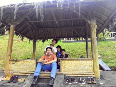 Orang  yang sedang belajar menghidupi hidup