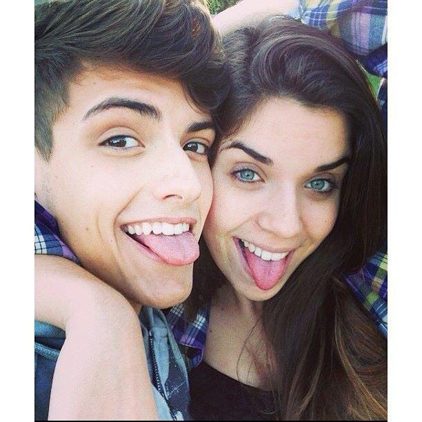 A cura para o tédio é a curiosidade, se você é curioso clique aqui: http://t.co/HzmO2N6QVG  e em inscrever-se !