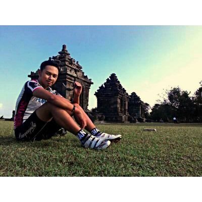 emanuellrendy's profile picture. #PlumbersYK #JustRIDEfastmoreFUN  phone 085695234747