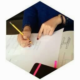 Carrielab's profile picture. 뭐하고 있나보면 꼭 놀고 있는 사람   T.able Mgazine 발행인.