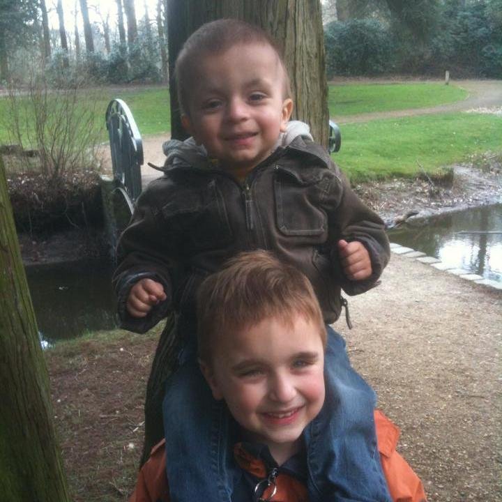 Mama van twee lieve schatjes