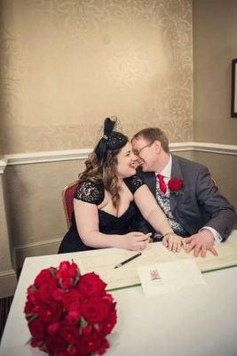 Married to James. Loves coffee & music.

 TT3 fan. Love Gary, Mark & Howard.
