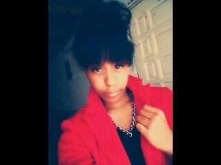instagram: Robyn Ramone CJ // tumblr: Robyn Ramone // singer//songwriter// aspiring business woman// blogger// YouTuber