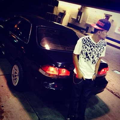 Im #arab #musilm #palestinian
I live in the chiraq and im 18years old.. And i pray for gaza.. #freepalestine