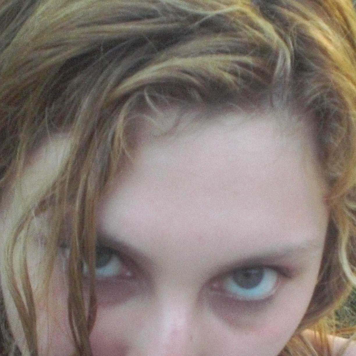 ross_tellez1990's profile picture. ahhhhhhhh me trae loca mi luisito  haha i´m little sister ,diseñadora de imágen en #fashionweek world