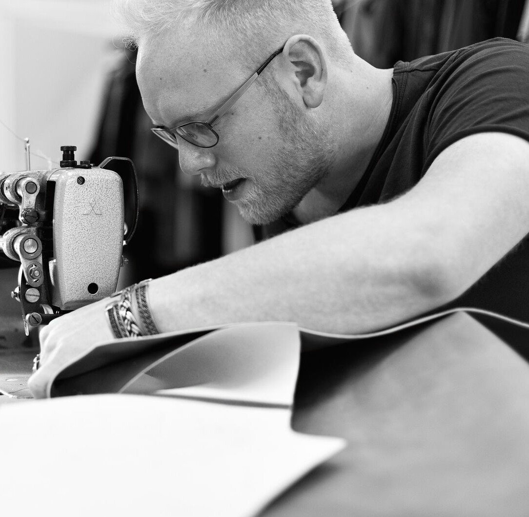 Fashion Designer, Traveler, Groninger and an optimistic daydreamer who loves to Rock 'n Roll...