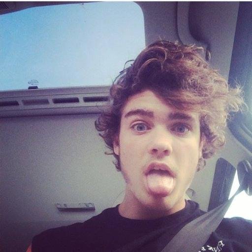 ONE DIRECTION - 5SOS - Phillip Is My Everything! I love them