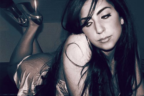 RETWEET MY TWEET! Lets Vote @ladygaga on #MTVHottest Lady Gaga