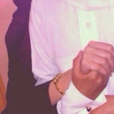مصمم فوتوشوب ومتذوق لشعر' حساب متنوع جميع ما انشره لايتعلق بي ولاكن اشعار وصور لاقت لي ⛔️الخاص⛔️ ✋