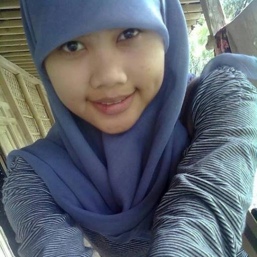 Nurul Khasanah |Sragen 22 april 1996 | Multimedia Smk Muh3 Gemolong