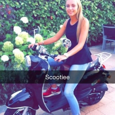 LoveuuxKim's profile picture. 