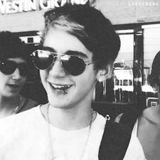 Pani_Payne_69's profile picture. Właśnie zdałem sobie sprawę, że mam miliony dziewczyn i żon na całym świecie. I kocham je wszystkie!-Harry Styles