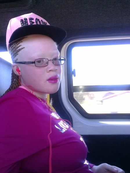 thando14047887's profile picture. 