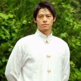 The Clashing Hero Kyoryu Grey Me and my Partner Bunpachy have the Head Strong SPIRIT RANGER ! FIRE !
(RP Account )
