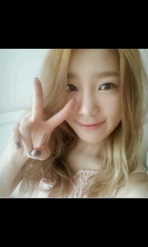 11_belll's profile picture. ติ่งง -/- ดาราเกาหลี หยาบได้ หื่นได้ น่ารักได้ ^^ ทวิตตามใจตัวเอง ผญ.เปิดเผย ง่ายๆ ไม่ยาก ขี้อ้อน =