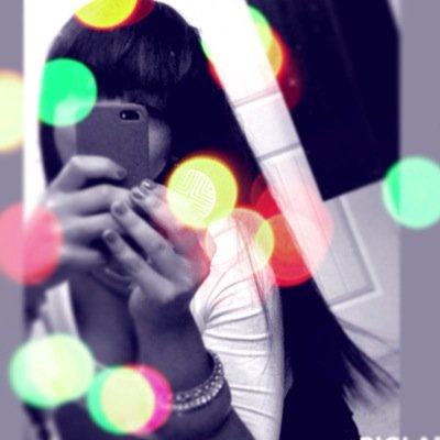 jeannette_roxy's profile picture. The secret to life is hidden behind the word cliche.