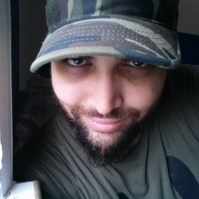 ecaldas81's profile picture. :P