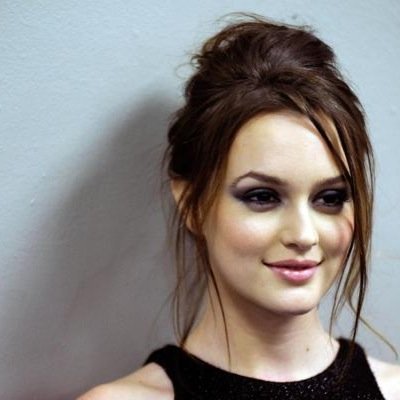 The red on my heels isn't paint. | Capitol darling turned bloodthirsty tribute | THG RP |