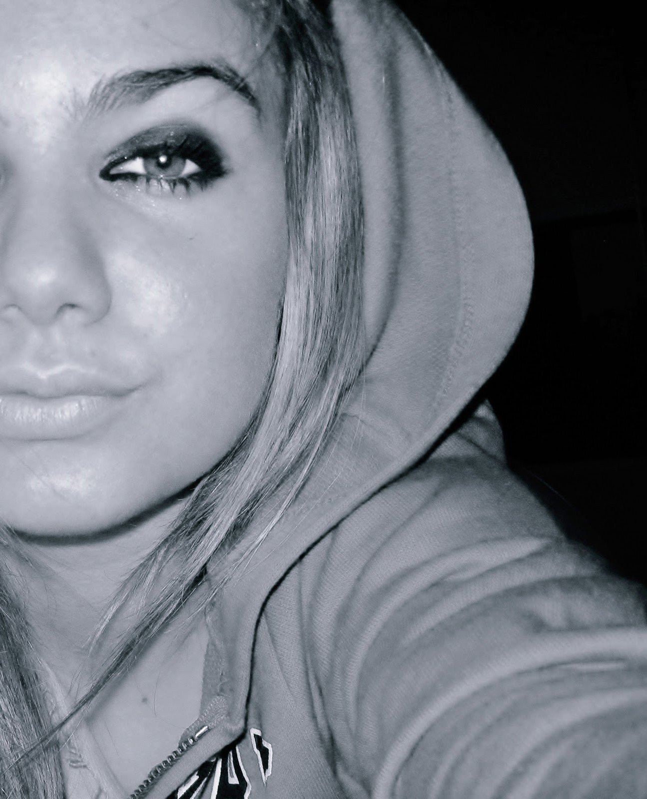 ListasDope's profile picture. ZOE / SHOW ME (TARTUFO) //
 LISTAS VIP // RESERVADOS //  OFERTAS DE GRUPO //
 Contacta: 664 34 94 50 Whatsapp //
¡ BUSCAMOS RRPP !