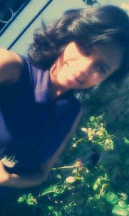 † = ♥. I should love to change into a sunflower most of all. Amiable people make my world go round. Versatile taste in music. Dreaming is believing. *nom nom*