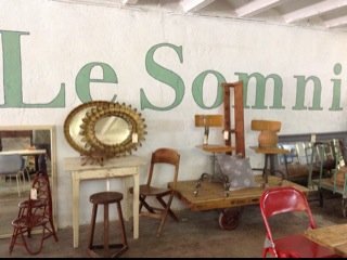 LeSomni's profile picture. 