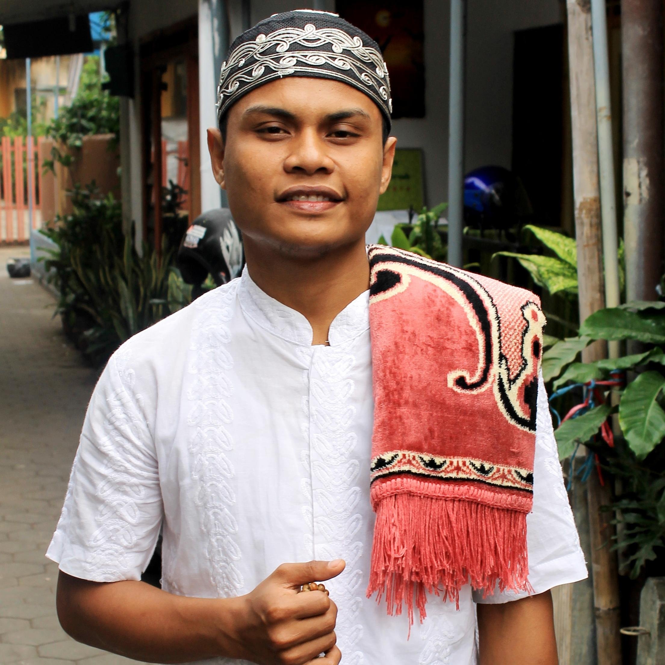 Studies at Pasca Sarjana/S2 Universitas Brawijaya Malang (civil engineering)
construction management