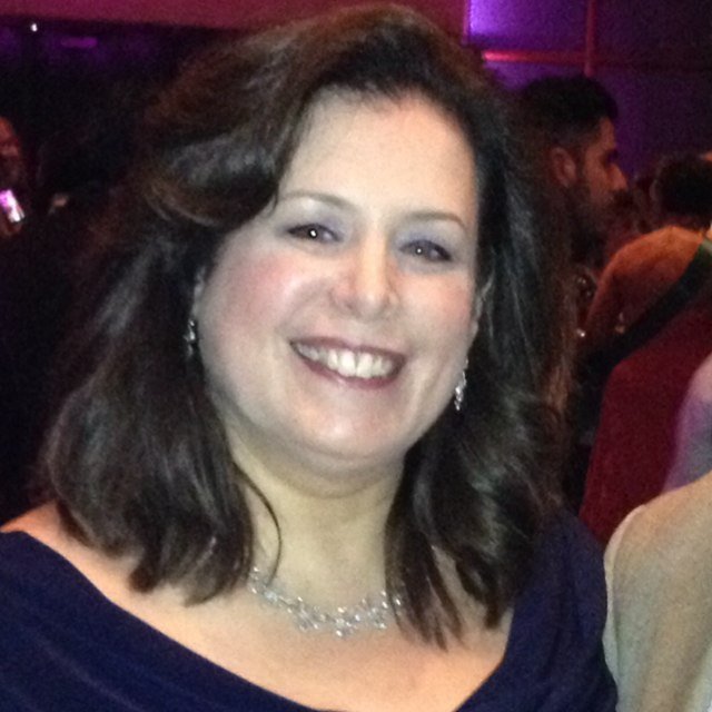 LizRosielloMK's profile picture. 