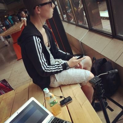 Yo mensen! Dit is het officiële twitteraccount van het Youtubekanaal EinStijn. Beheerder | @Little_Weeman || Mede-Beheerder | @LoewiiBeats