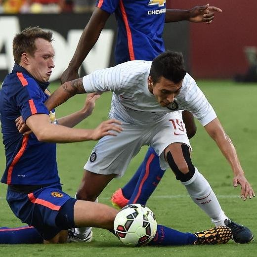 Phil Jones fanbase from Indonesia,always shares news about MUFC&Jones :) #MUFCFamily