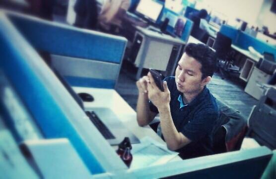 Only_Riedho's profile picture. (∩▂∩)...this is what i am...(∩▂∩) simple, sensitive, like joking and a person that dreaming to be a rich man, آمِّينَ