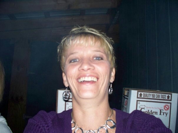 mixingwithlori's profile picture. 