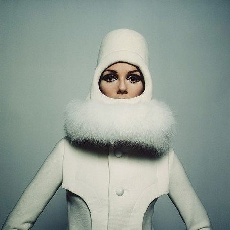 yjyxitehog's profile picture. mother of 1, social adept, wine nomad