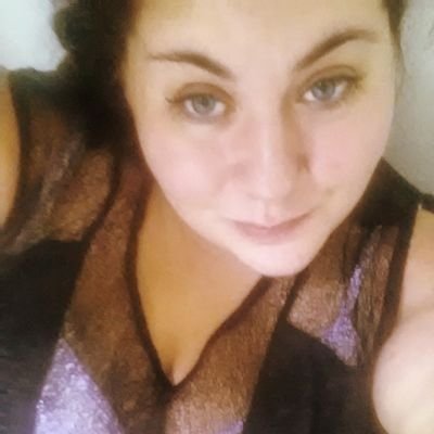 hann_erz's profile picture. psych major. laugher. crier In love with @svmagicman1014 If you're not hurting you're not living. - B.B