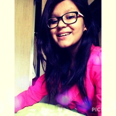 anaraquelalvess's profile picture. Collect moments, not things