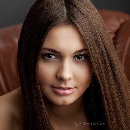 dixelzigg's profile picture. happy mommy, wine geek, social idolater