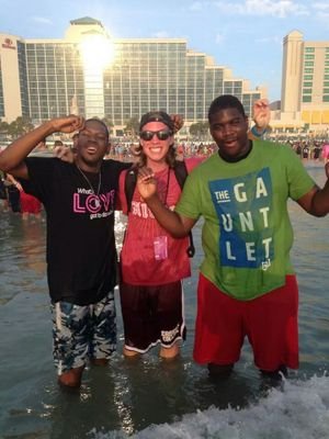 Im a christian and i go to newspring church and 1chorinthians 13 verse 8 love never fails and follow me on vine lamont kentrell taylor and im really friendly