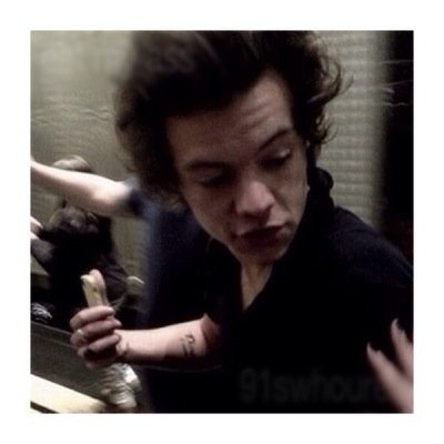 follow my new acc @mymarvelmalik thanks ilysm