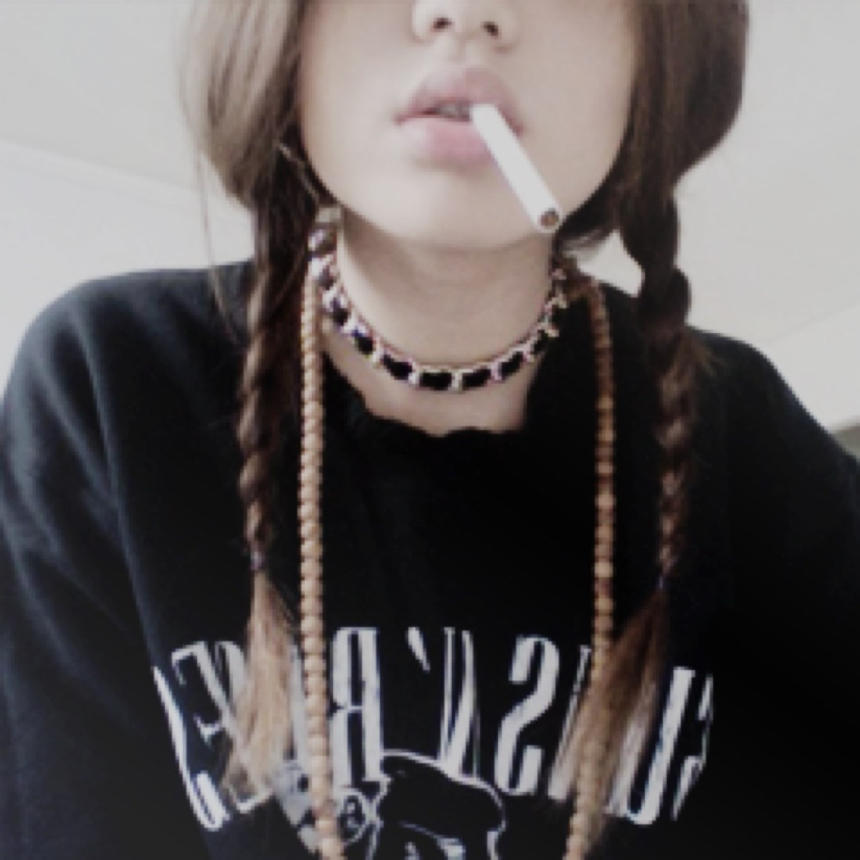 onlydms's profile picture. no money, no family, 16 in the middle of Miami