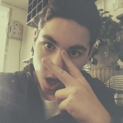 abc123xcx's profile picture. new twitter is @wearebeauty21 it's same username as before changed this account username