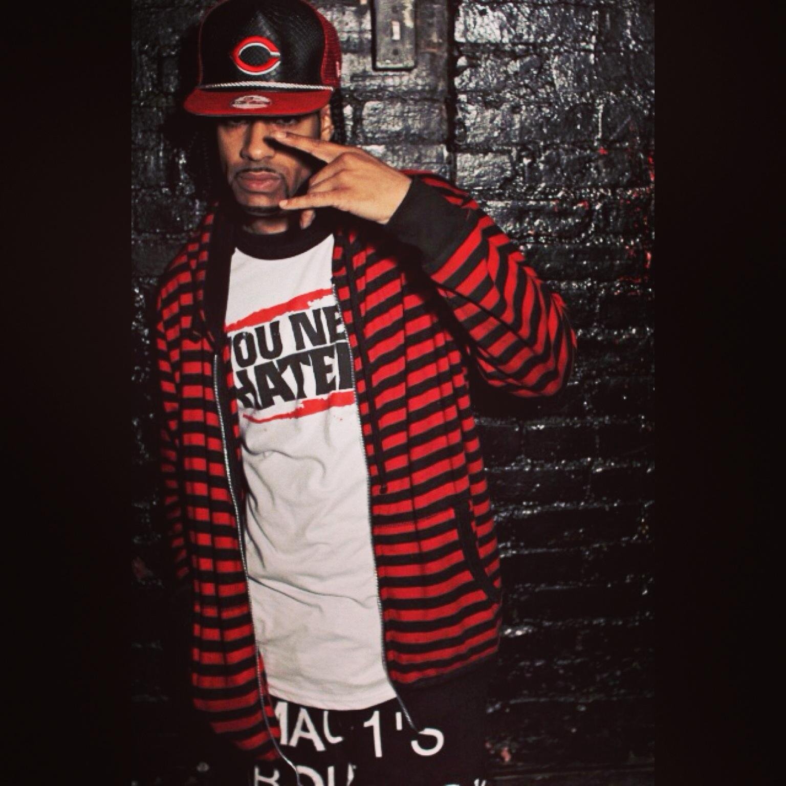 OFFICIAL FAN PAGE FOR @wollidon_pbh 
http://t.co/lwQ2xzxrV9