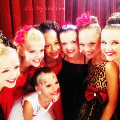 abbyleesbaes's profile picture. run by @chloesziegler and @Chloeft5SOS