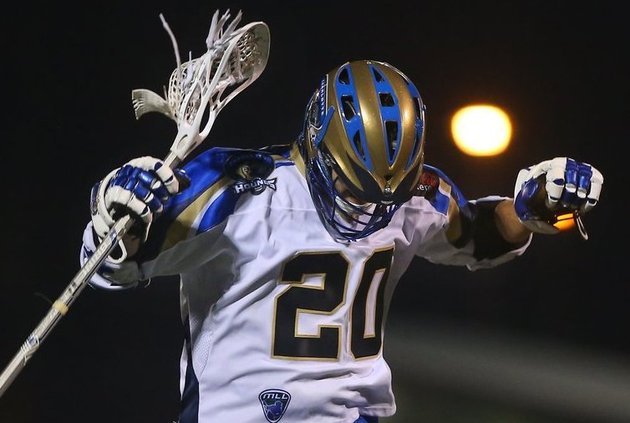 I play and love all things Lacrosse!