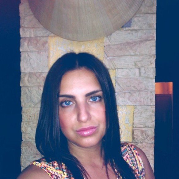 qybolizi's profile picture. proud mother, social taster, wine idolater