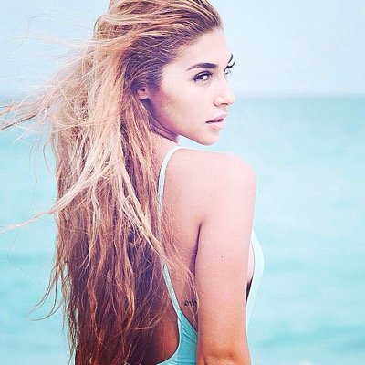 AllThingsCeeJ's profile picture. 