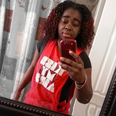 MakeU_sCREAM's profile picture. Follow my IG:makeu_k_o
