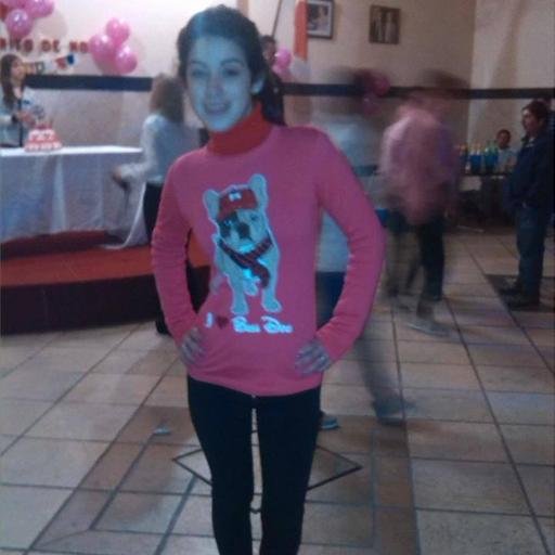 Nada, no me falta nada,Cuando estoy contigo,Cuando estamos solos. Te juro no me falta nada.♪♫♥♥ Prince Royce ♥♥♥