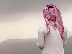 ‏‏‏ماهمني ضرب العصا في ظلالي 
ما دام ظلي يحرق قلوب واعصاب

اخسر وجيہ اهل الحسد ، والتعالي
واكسسب كنوز ﺎهل المعزه والاداب..~♡.♥~؟؟