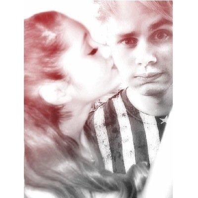 baby ill never leave if you keep holding me this way Married @AricncGrcndex| two beautiful children **new acc: @blxckpcrcde_**
