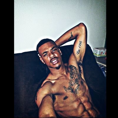 BabyJLOC's profile picture. Trust no one